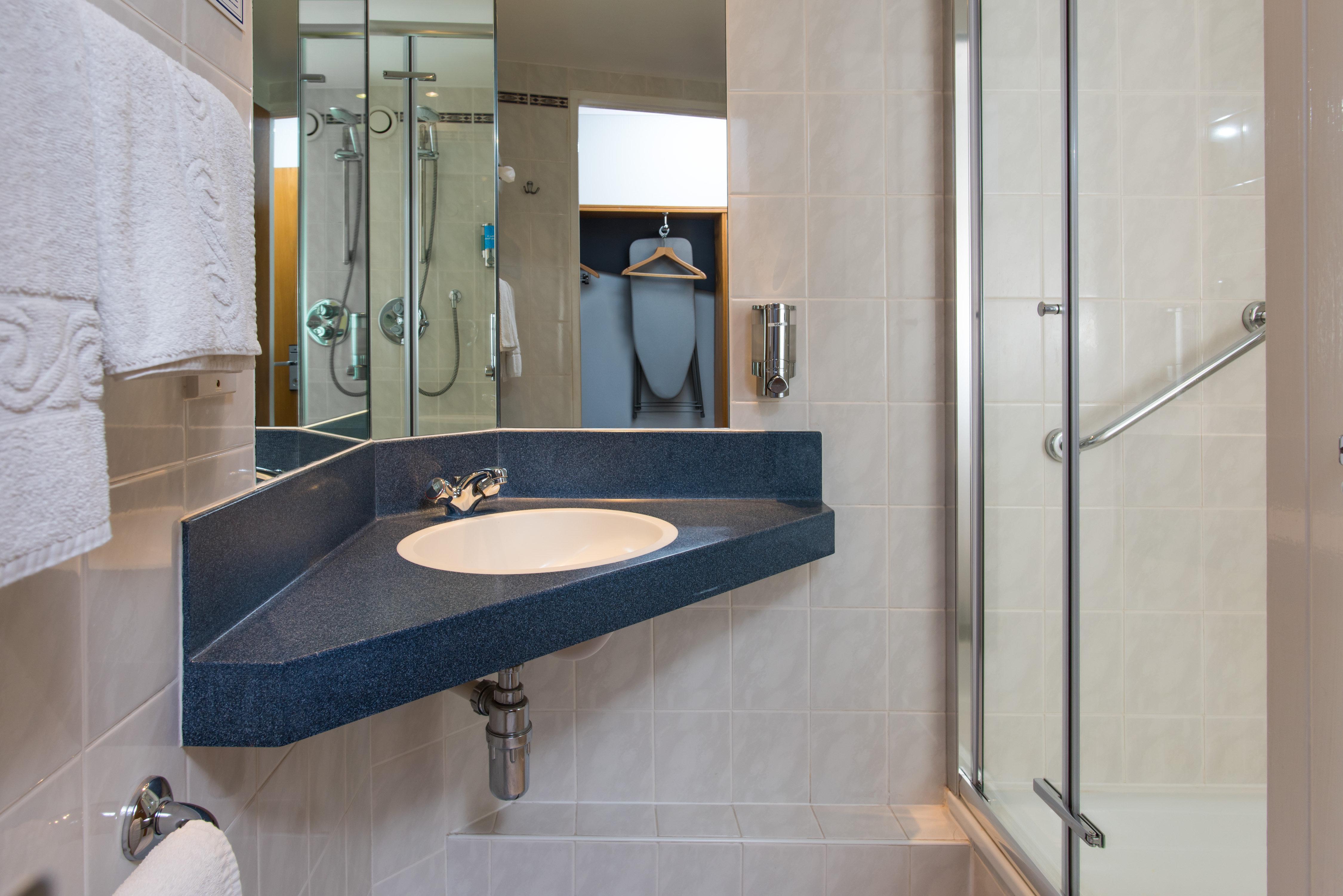 Holiday Inn Express Stirling By Ihg Exteriör bild