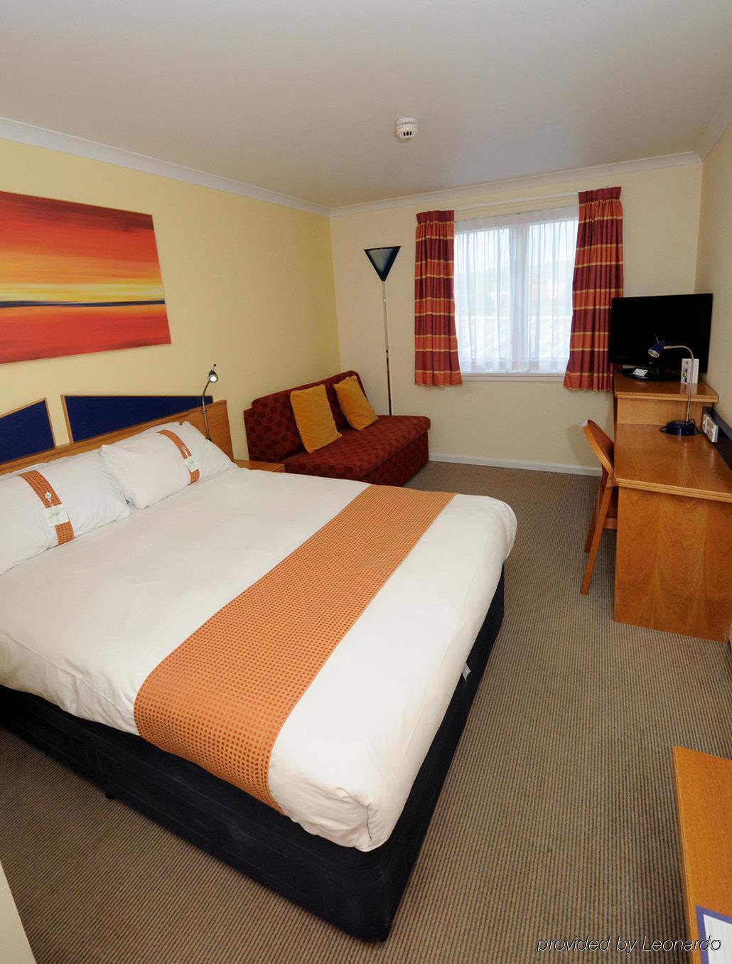 Holiday Inn Express Stirling By Ihg Exteriör bild